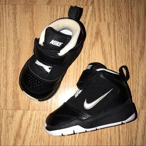 nike high top baby shoes